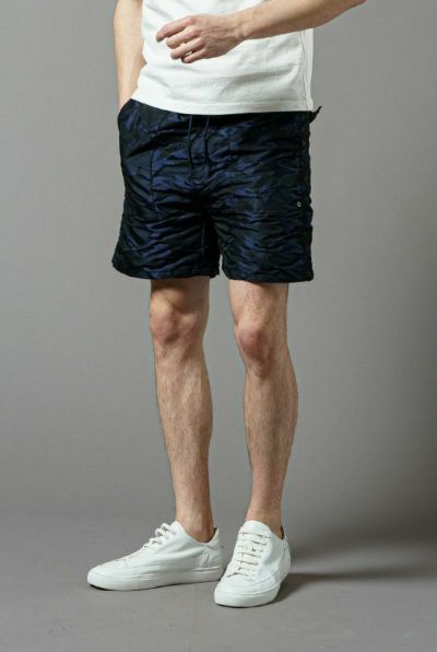 camo jacquard amphibious shorts ［navy］