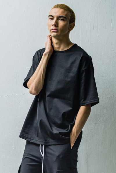 BACK ICON ROGO LOOSE TEE［BLACK］