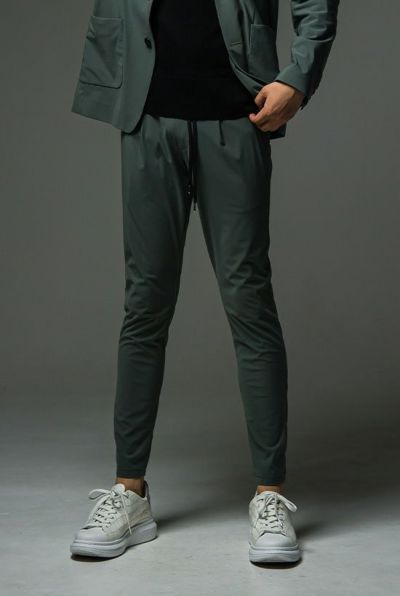 CHRIS EASY TUCK PANTS［KHAKI］