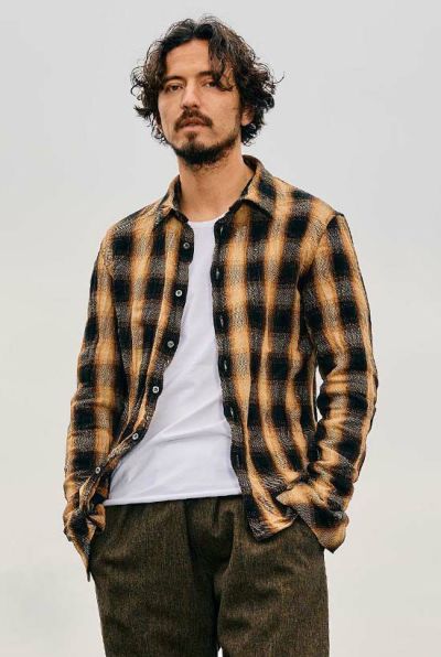 twist wrinkle check[yellow] 